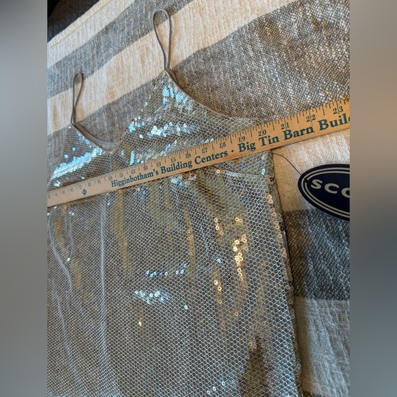 NWT SCOOP Silver Sequin Cami Top SZ L 12/24 Double V Neck Spaghetti Straps - Picture 9 of 10